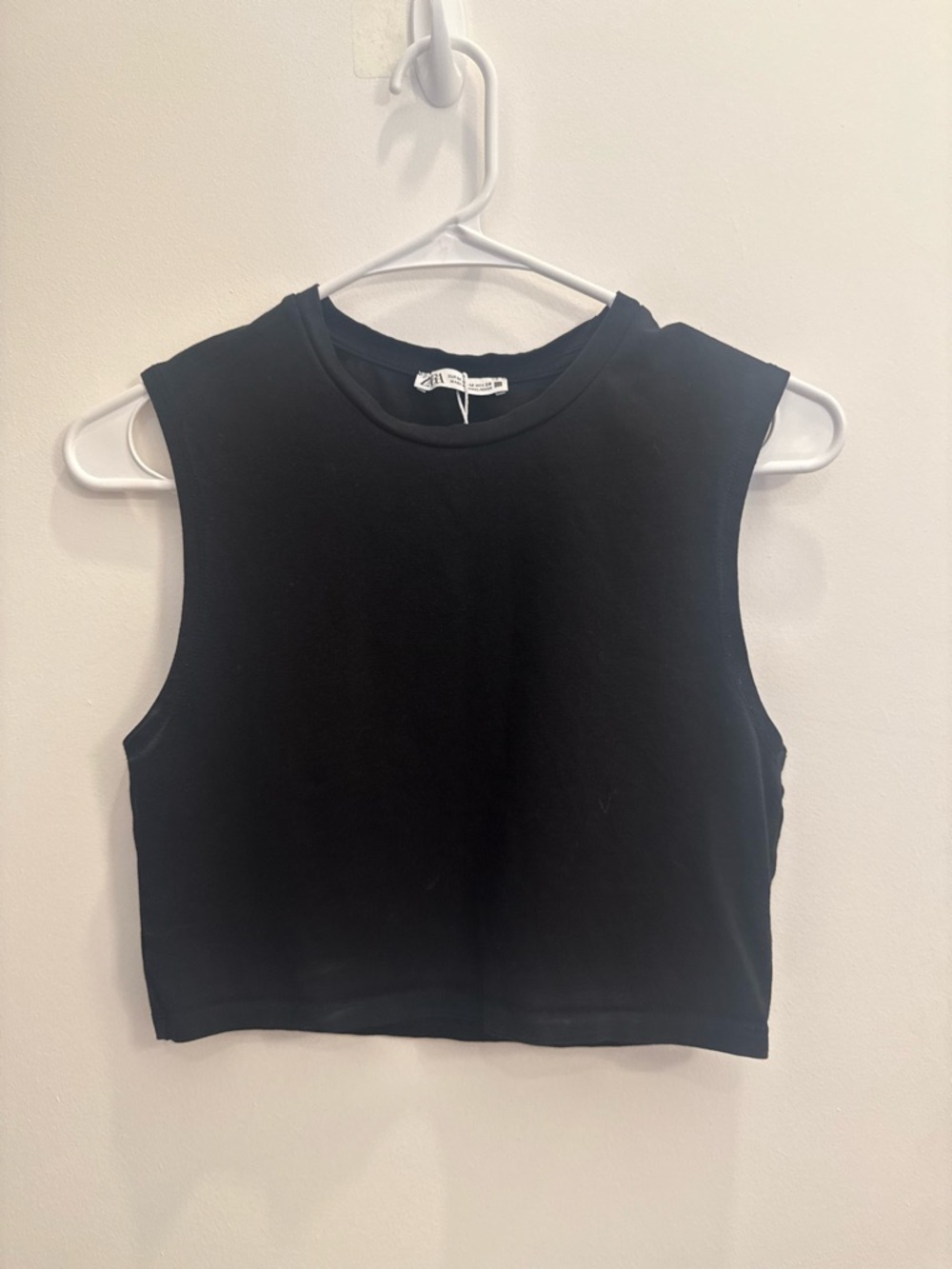 Zara Black Cropped High-Neck Sleeveless Top